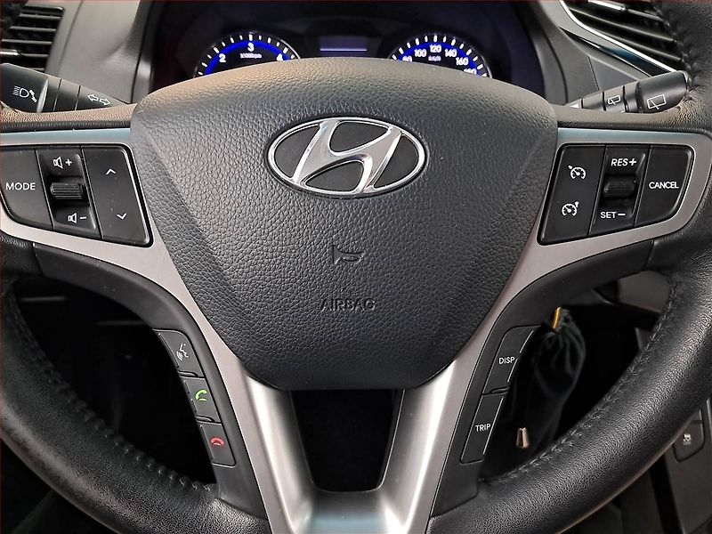 Hyundai i40 (2013) 1.7 CRDi, Tempomat - fotka 17 z 19