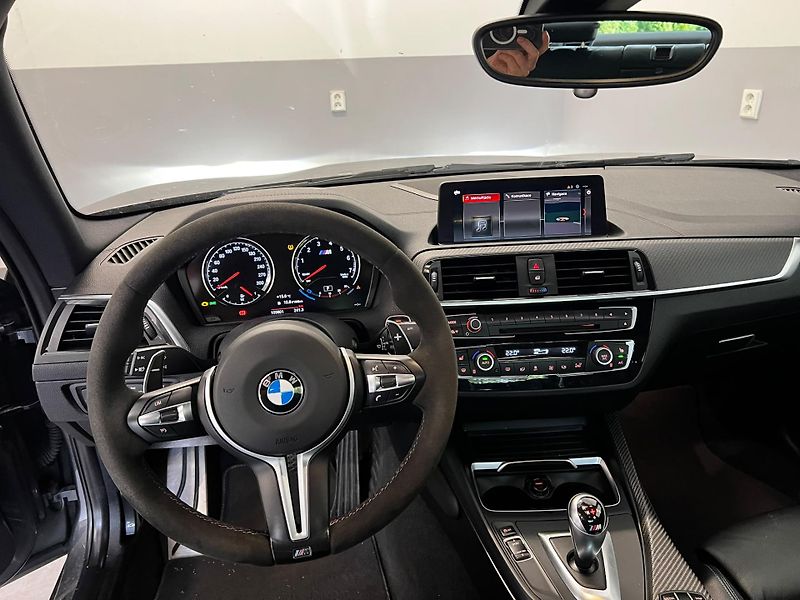 BMW M2 (2018) - fotka 12 z 19
