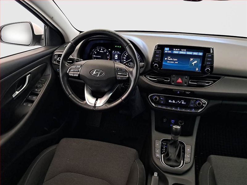 Hyundai i30 (2021) 1.0 T-GDI, Automat, ČR,1.maj - fotka 7 z 19