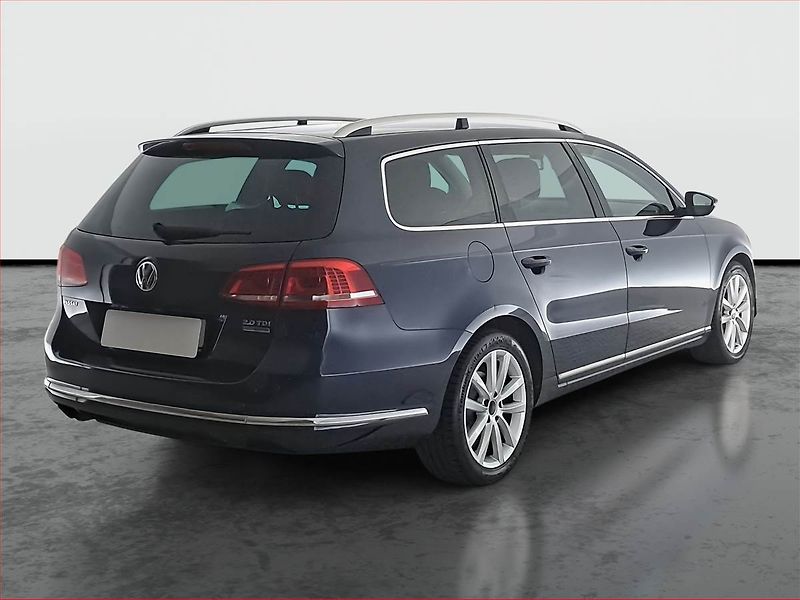 Volkswagen Passat (2014) 2.0 TDI, Automat, Xenony - fotka 5 z 21