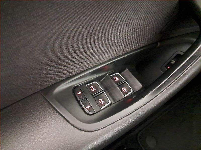 Audi A6 (2014) 3.0 TDI, 4X4, Automat, Navi - fotka 23 z 23