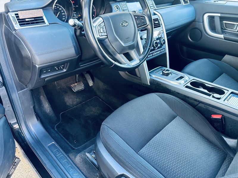 Land Rover Discovery Sport (2018) 2.0 SD4 SE, ČR, DPH, D9 - fotka 14 z 15