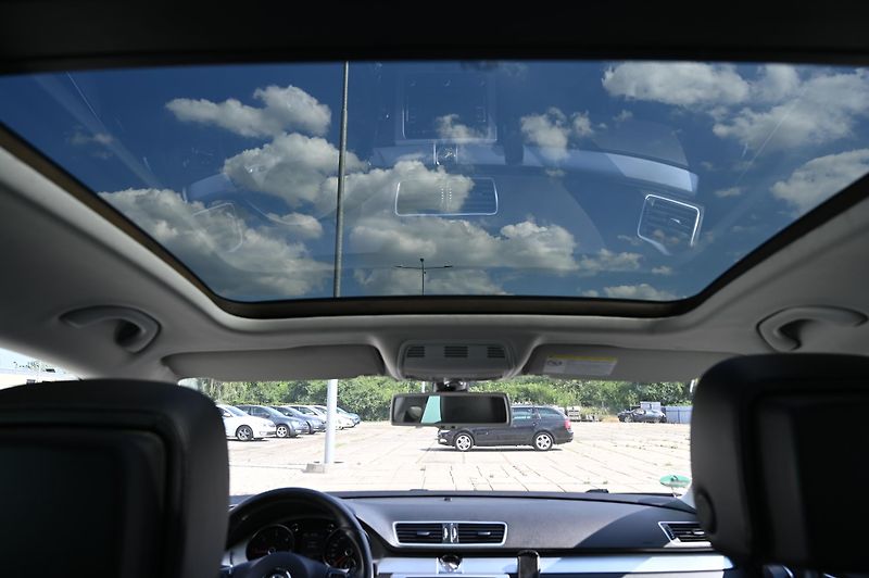 Volkswagen Passat Variant 2.0TDI 103KW Rezervace - fotka 13 z 52