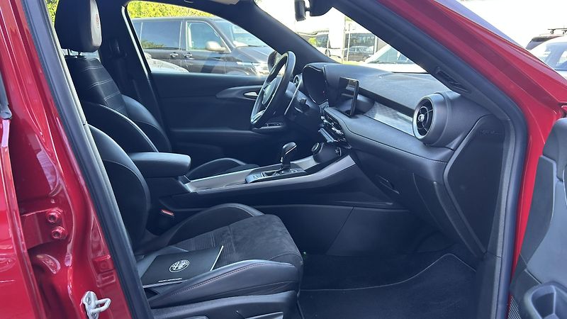 Alfa Romeo Tonale 1.5T Edizione Speciale  - fotka 14 z 17