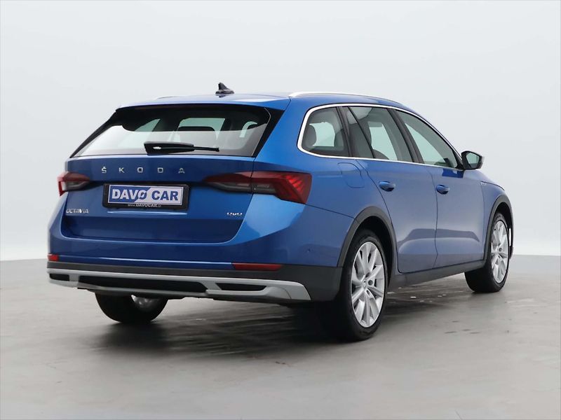 Škoda Octavia 2.0 110kW Scout DSG 4x4 DPH - fotka 7 z 33