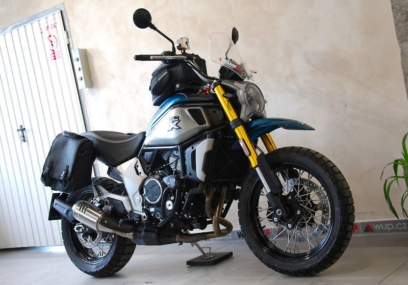 CFMOTO 700 CL-X Adventure (2024) 700CL-X Adventure - krásný sta - fotka 3 z 21