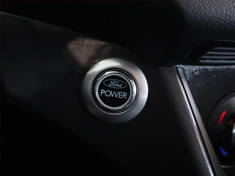Ford Kuga (2014) 2.0 TDCi, 4X4, Automat - fotka 23 z 24