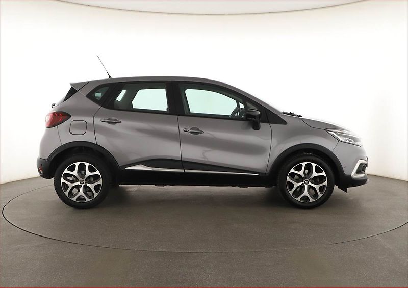 Renault Captur (2018) 1.2 TCe, Automat, Serv.kniha - fotka 6 z 14