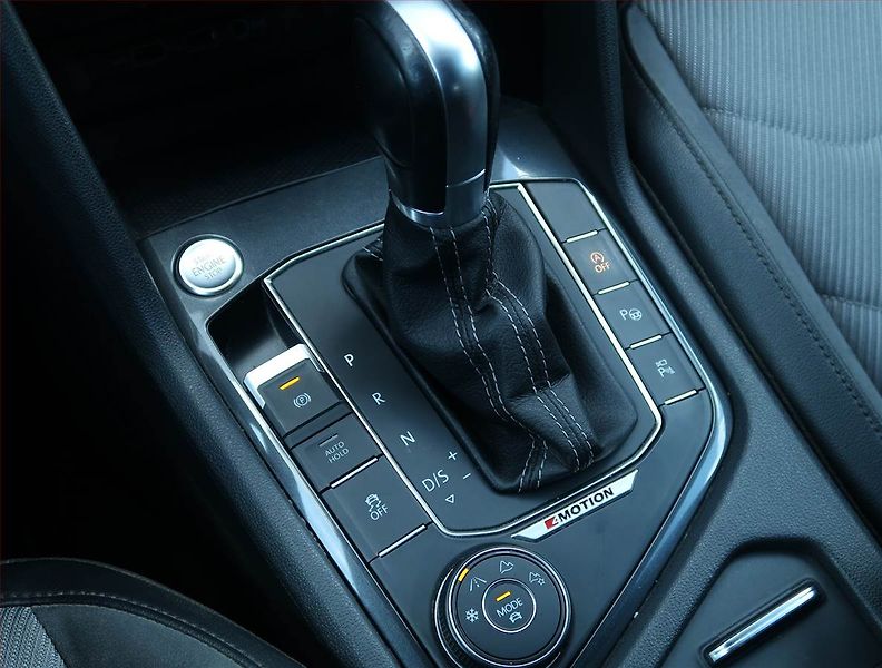 Volkswagen Tiguan Allspace (2018) R-Line 2.0 BiTDI - fotka 13 z 23