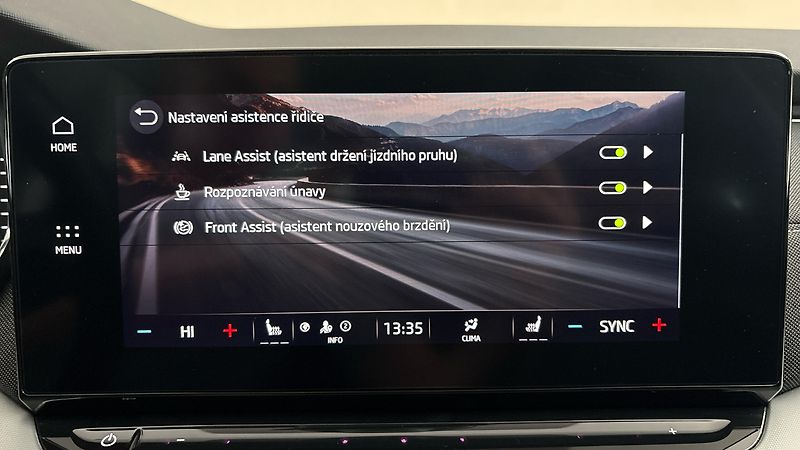 Škoda Octavia 1.5 TSI Style - fotka 24 z 27