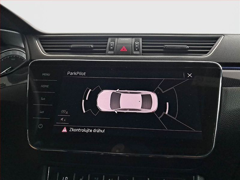 Škoda Superb (2018) Sportline 2.0 TDI, Automat - fotka 17 z 20