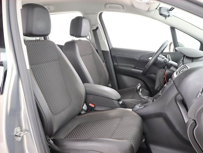 Opel Meriva (2016) 1.4 Turbo, ČR,1.maj - fotka 9 z 18