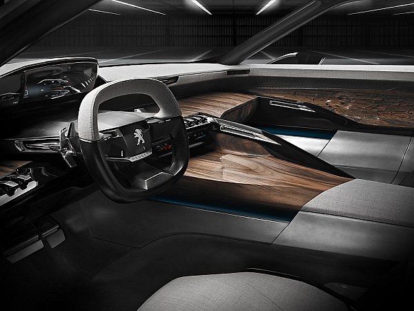 Koncept Peugeot Exalt.