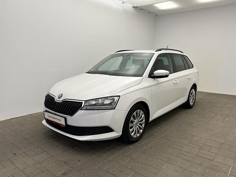 Škoda Fabia 1.0 TSI Active Plus - fotka 1 z 21