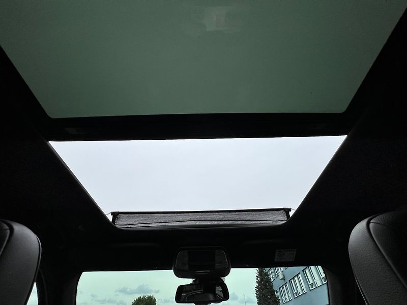 Jeep Grand Cherokee 3.0CRD SUMMIT AUTOMAT KŮŽE - fotka 22 z 47