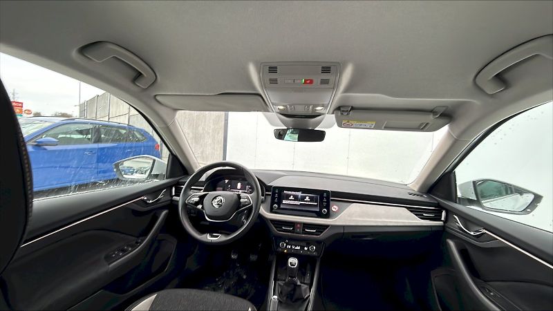 Škoda Kamiq (2024) Top Selection 1,0 TSI 85 kW 6- - fotka 5 z 22
