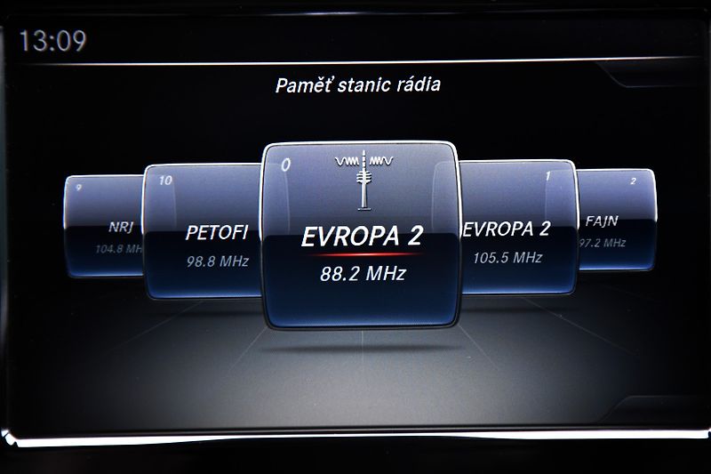 Mercedes-Benz CLA 200 CDi A/T,XENON,NAVI,KAMERA - fotka 29 z 50