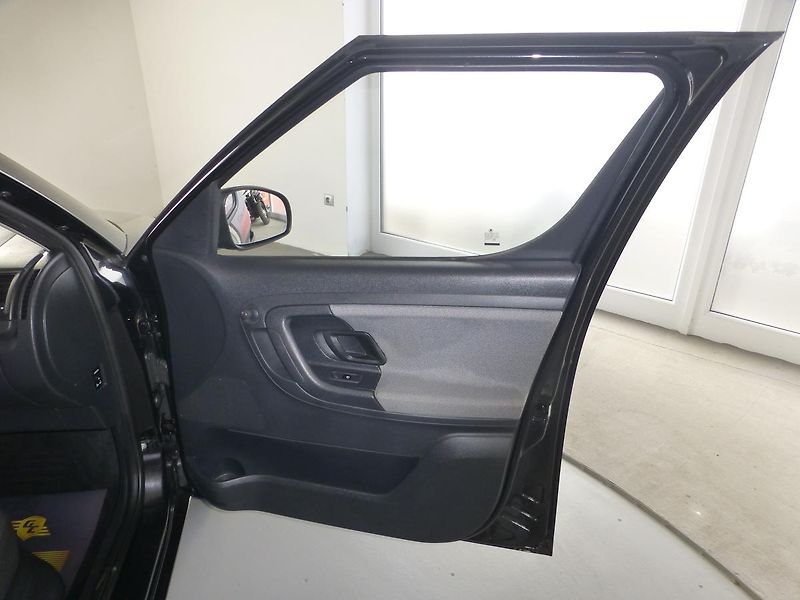 Škoda Roomster (2012) 1,4i*KLIMATIZACE*ALU*120TKM !! - fotka 17 z 25