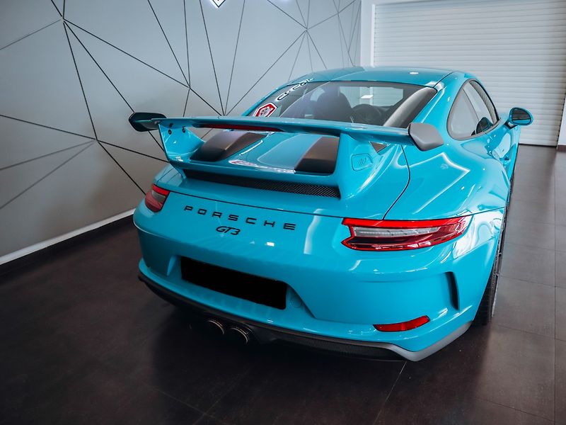 Porsche 911 GT3 368 kW - fotka 5 z 38