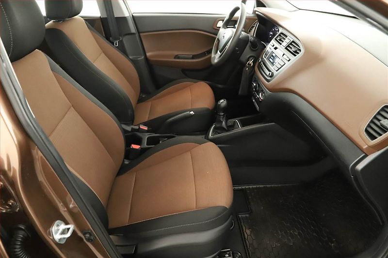 Ford Tourneo Custom (2025) 2.0 EcoBlue AWD - fotka 7 z 18