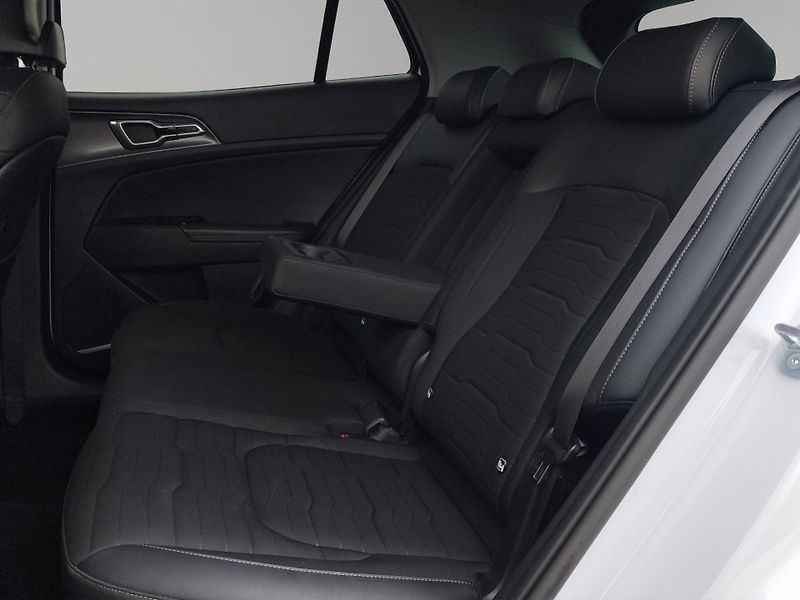 Kia Sportage (2023) TOP 1.6 T-GDi 110kW, A/T, ČR, - fotka 27 z 30