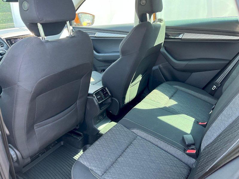 Škoda Karoq (2023) 1.5 TSI 110kW Style - fotka 6 z 28