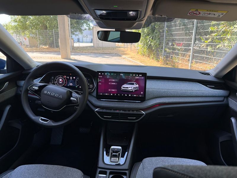 Škoda Octavia Top Selection 2.0 TDI 110kw DS - fotka 5 z 25