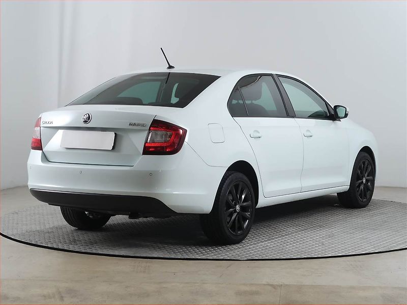 Škoda Rapid (2019) 1.0 TSI, Serv.kniha, Navi - fotka 5 z 15