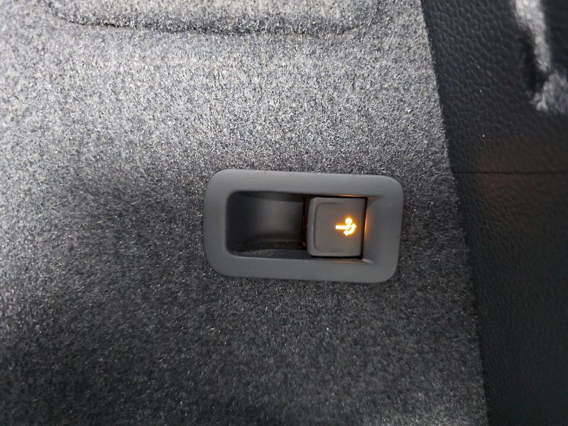 Škoda Karoq (2025) 2.0TDi 110kW 4x4 SPORTLINE WEB - fotka 30 z 34