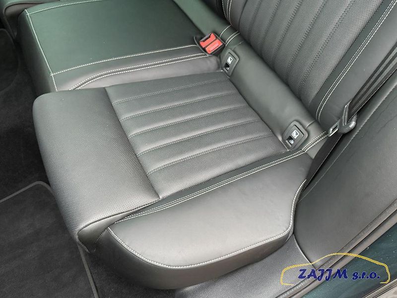 Škoda Superb L&K 2.0TSi 206kw 4x4 webasto - fotka 46 z 60