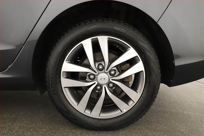 Hyundai i30 (2021) 1.5 T-GDI MHEV, Serv.kniha - fotka 15 z 15