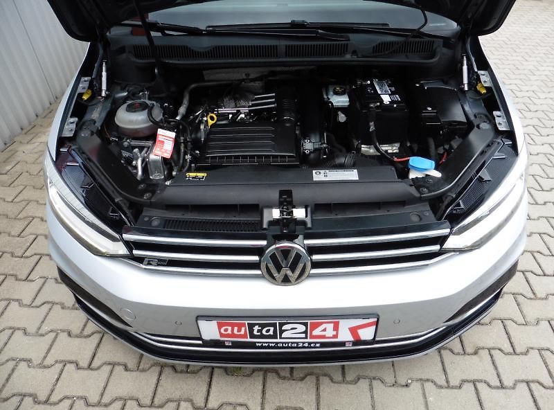 Volkswagen Touran 1,4 TSI R-Line, Navi, 7.míst.. - fotka 23 z 23