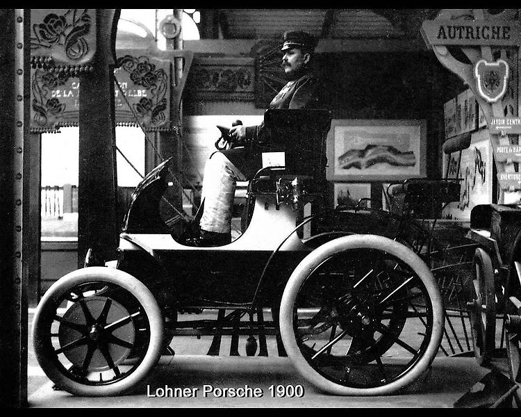 Ferdinand Porsche poslal na silnice první hybrid i model s pohonem všech kol.