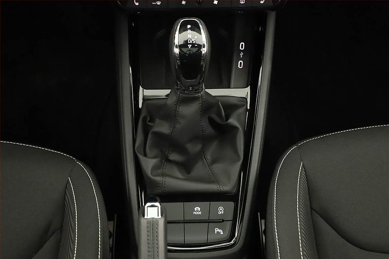 Škoda Scala (2025) 1.5 TSI, MONTE CARLO, AUTOMAT - fotka 18 z 20