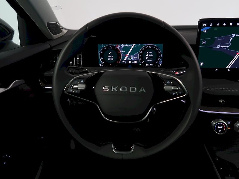 Škoda Superb (2025) LAURIN&KLEMENT 2.0TDI 142KW 4x - fotka 19 z 48
