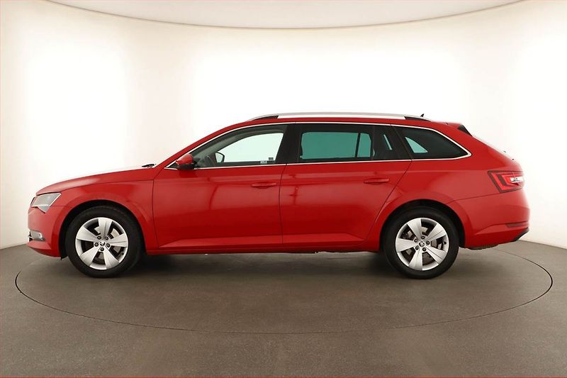 Škoda Superb (2016) 2.0 TDI 4x4, 4X4, ČR,1.maj - fotka 3 z 16