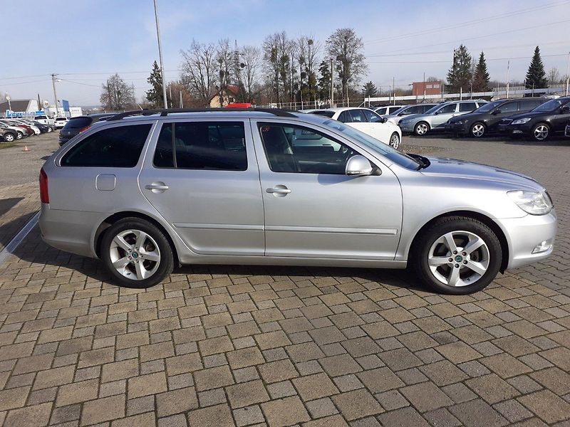 Škoda Octavia (2013) II Kombi 1.4 TSi 90kW - fotka 3 z 30