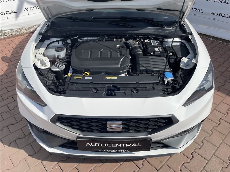 Seat Leon 2,0 TDi,FR,110kW,DSG,1.maj.,ČR - fotka 8 z 24