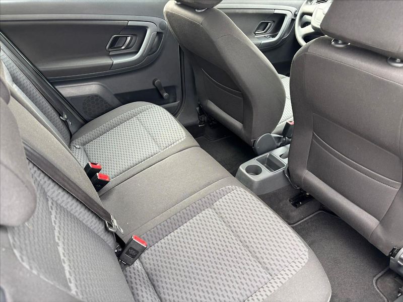 Škoda Fabia 1,2 TSI  Top výbava + Serviska - fotka 19 z 22