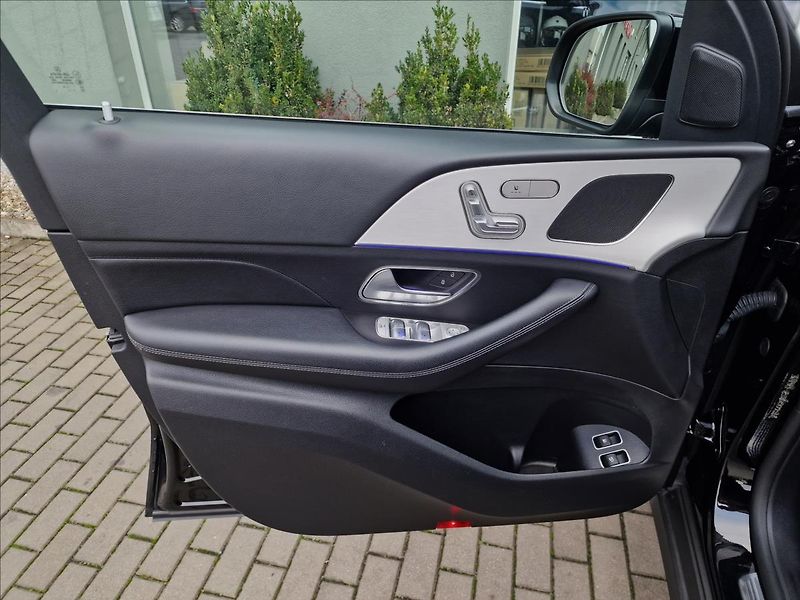 Mercedes-Benz GLE 350e 4Matic,původ ČR,1.Maj. - fotka 40 z 50