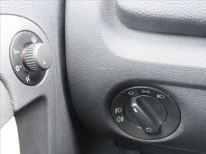 Škoda Fabia 1,9 TDi 77kW Combi Sport - fotka 20 z 32