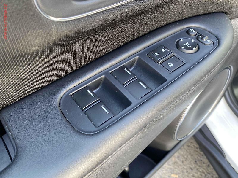 Honda HR-V (2018) 1.5i-VTEC, ČR, Executive, AT - fotka 13 z 19