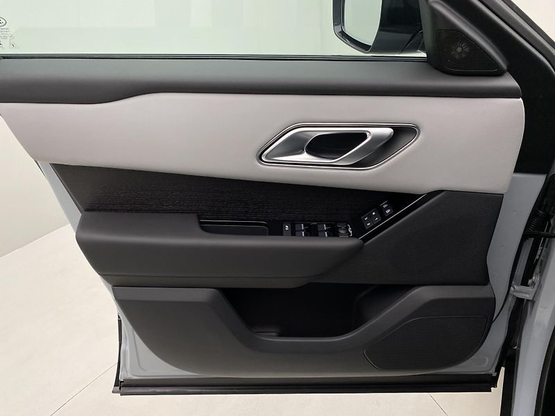 Land Rover Range Rover Velar (2026) D300 AUTOBIOGRAPHY AWD - fotka 7 z 68