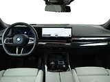 BMW Řada 5 550e xDrive - náhled 11