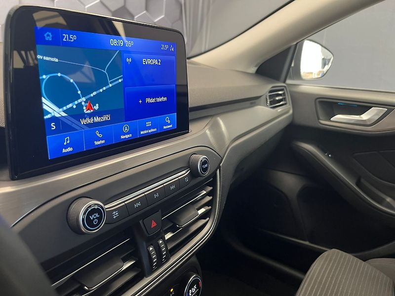Ford Focus 2.0 EB Titanium manuál 110kW - fotka 28 z 76