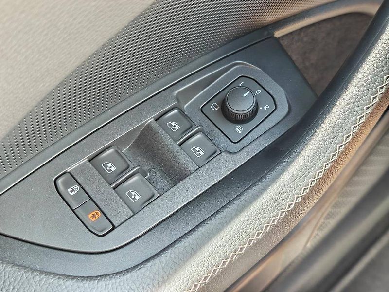 Škoda Kodiaq Exclusive Selection 7DSG 4x4 2 - fotka 22 z 26