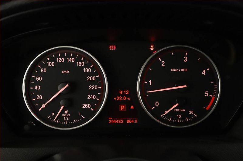 BMW X5 (2013) xDrive30d, 4X4, Automat, Kůže - fotka 8 z 21