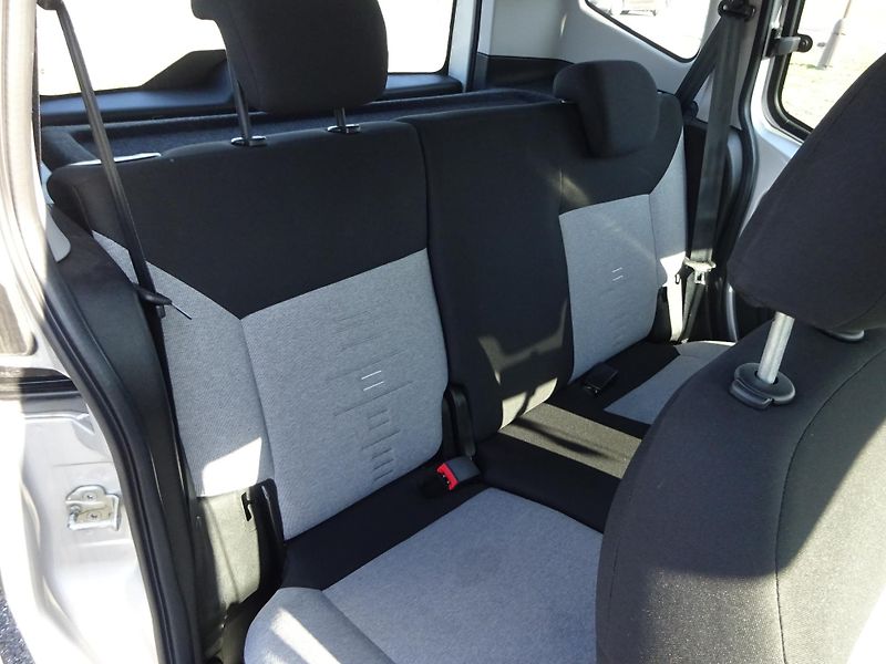 Fiat Fiorino 1.3JTD 70kW ČR 1. MAJITEL DPH - fotka 12 z 22