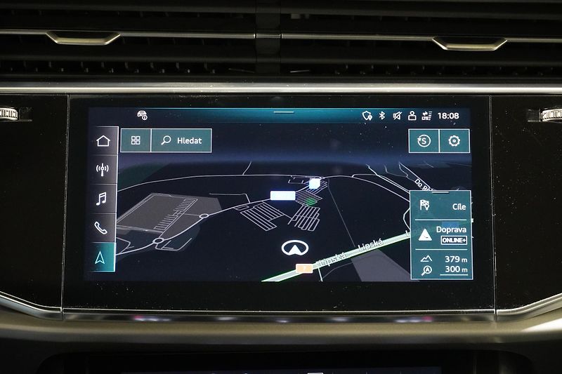 Audi Q8 55 TFSI,ČR,DPH,ZÁRUKA 2028 - fotka 26 z 33