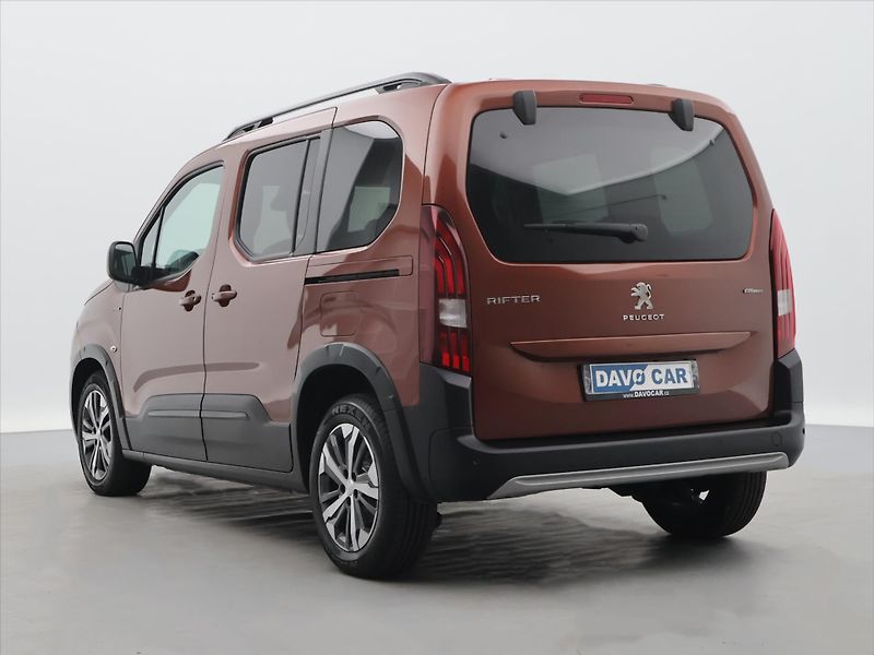Peugeot Rifter 1,5 HDI GT 96 kW CZ - fotka 5 z 32